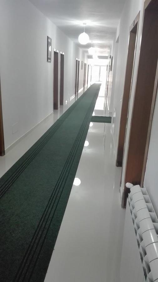Hotel Puka 爱尔巴桑 外观 照片